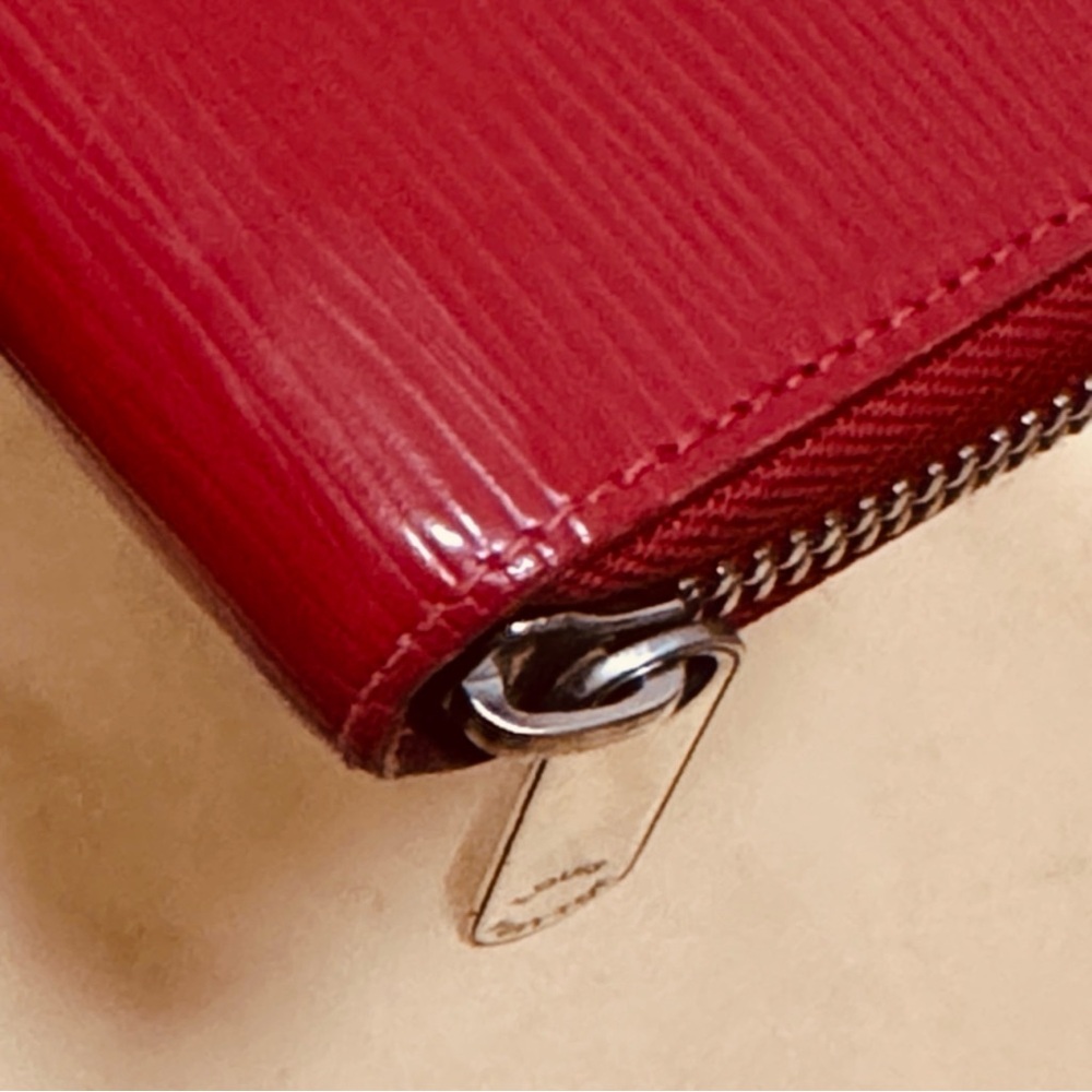 Louis Vuitton Epi Leather Zippy - Picture 6 of 12